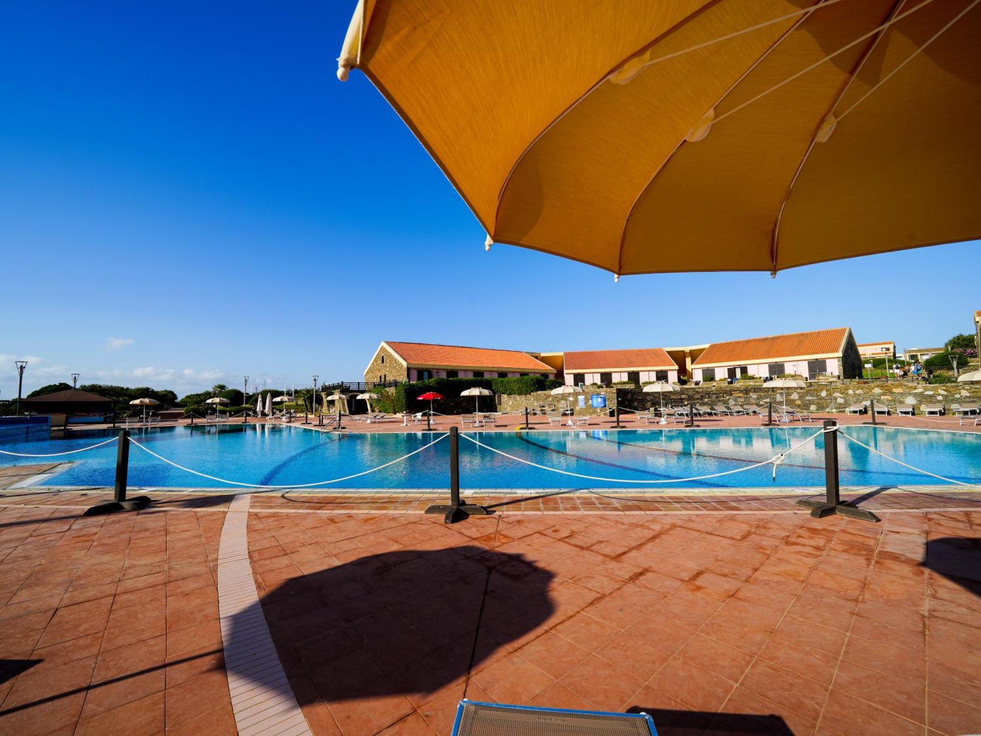 Le Tonnare Di Stintino - Beach Resort 外观 照片